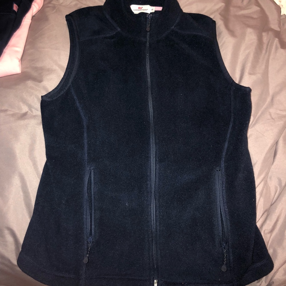 Vineyard vines fleece vest size XS
